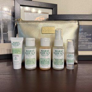 NWT Mario Badescu 5 Piece Skin Care Deluxe Sample Set with Travel Bag